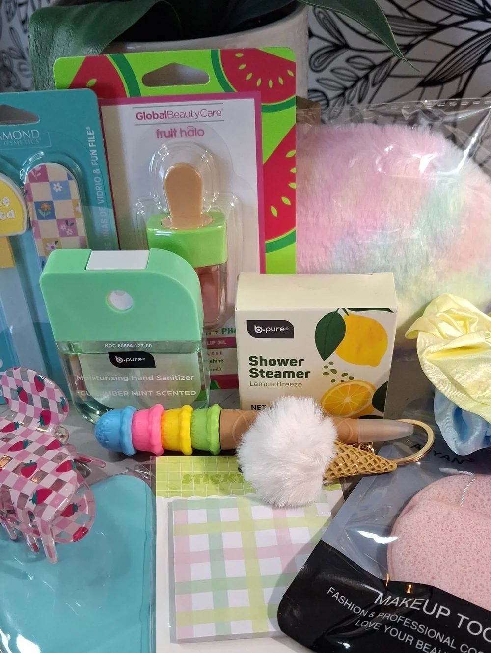 Assorted Citrusy Beauty & Bath Accessory Bundle